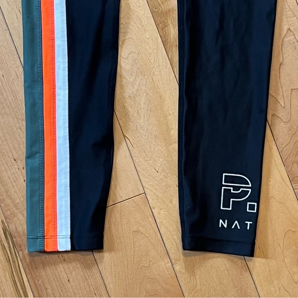 PE NATION Flight Series Legging Black 7/8 length midrise sculpted panels - Picture 4 of 7